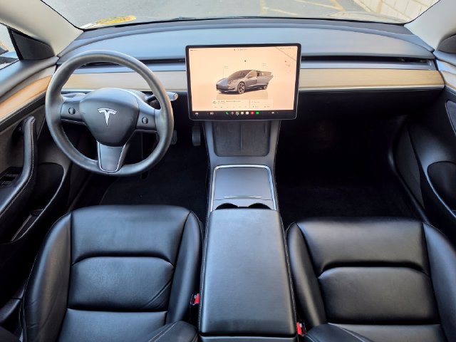 Used 2022 Tesla Model 3 Long Range AWD/4WD image 31