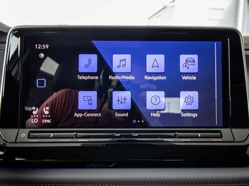 New 2026 Volkswagen Atlas Peak Edition image 44