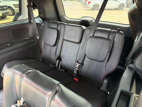 Used 2018 Dodge Grand Caravan GT FWD image 28