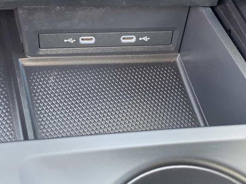 Used 2024 Volkswagen Atlas SE image 7