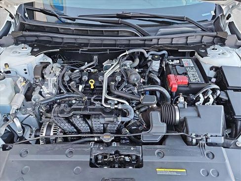 Used 2025 Nissan Altima 2.5 SV image 22