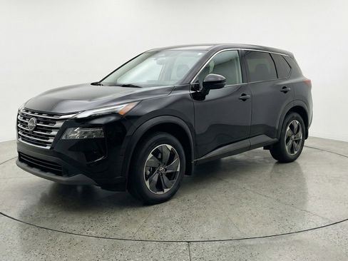 Used 2025 Nissan Rogue SV AWD/4WD image 3