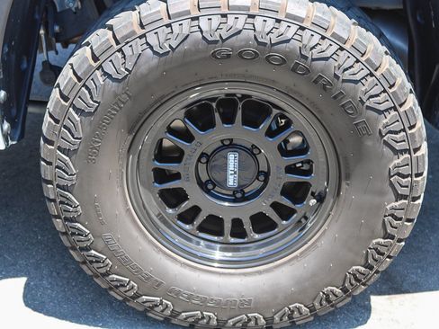 Used 2024 Toyota Tundra Limited AWD/4WD image 11