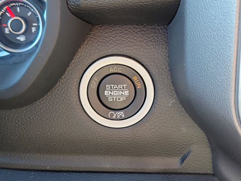 Used 2024 RAM 2500 Big Horn w/ Bed Utility Group image 16