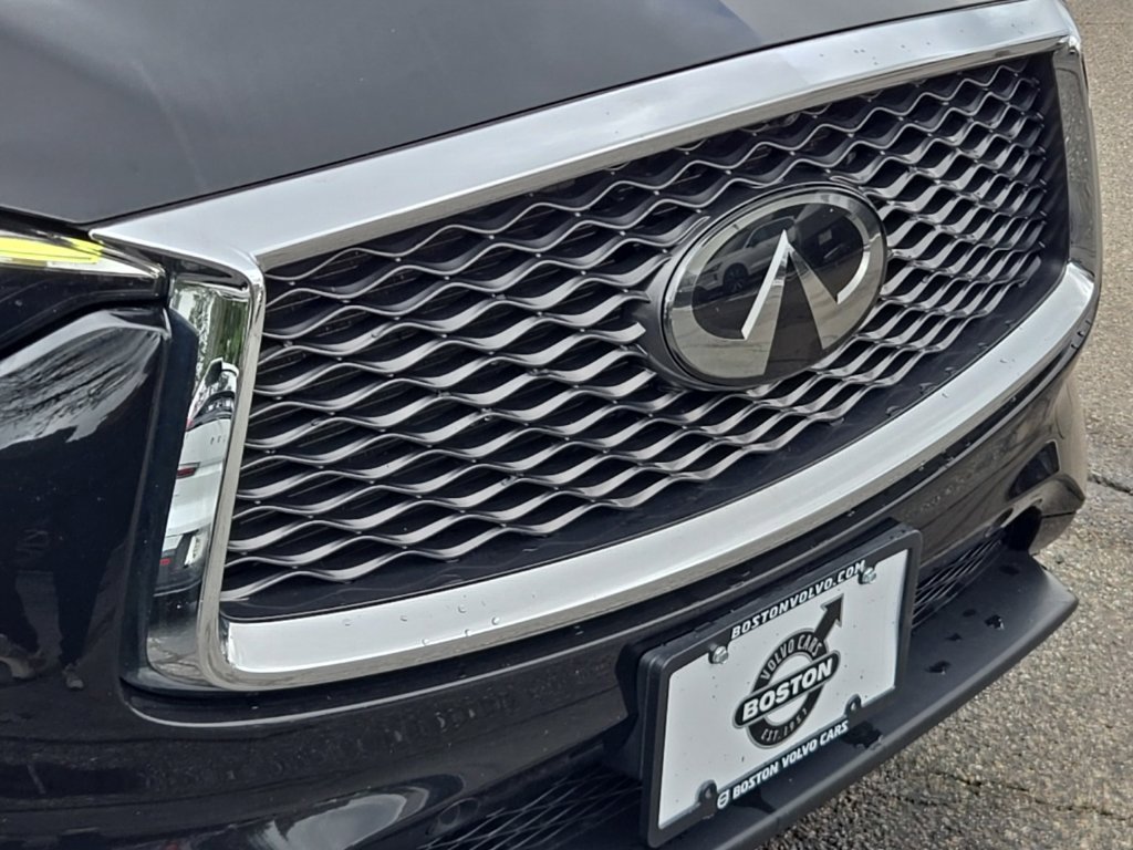 Used 2019 INFINITI QX50 Essential w/ Proactive Package AWD/4WD image 4