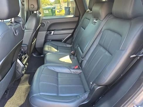 Used 2020 Land Rover Range Rover Sport HSE image 11
