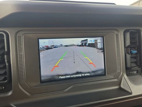 Used 2023 Ford Bronco Outer Banks image 28