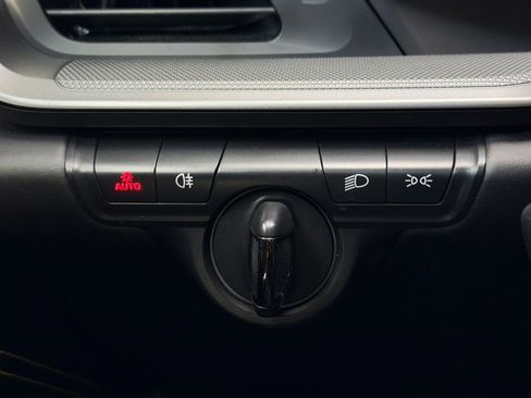 Used 2023 Porsche 911 Carrera 4S image 17