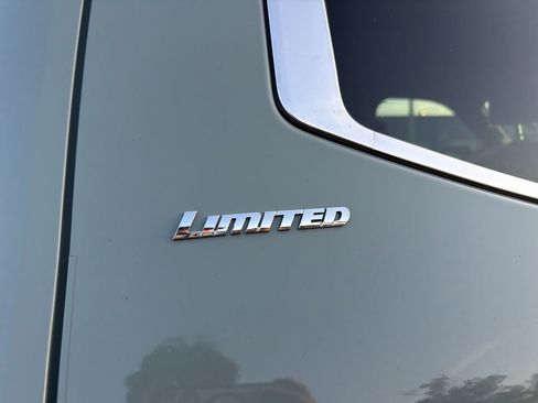 Used 2025 Toyota Tundra Limited image 12