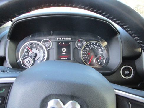 Used 2020 RAM 1500 Big Horn image 11