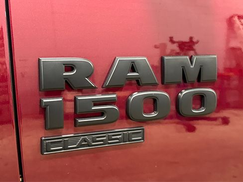 Used 2019 RAM 1500 Classic Warlock image 14