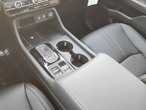 New 2026 Honda Pilot Touring image 28