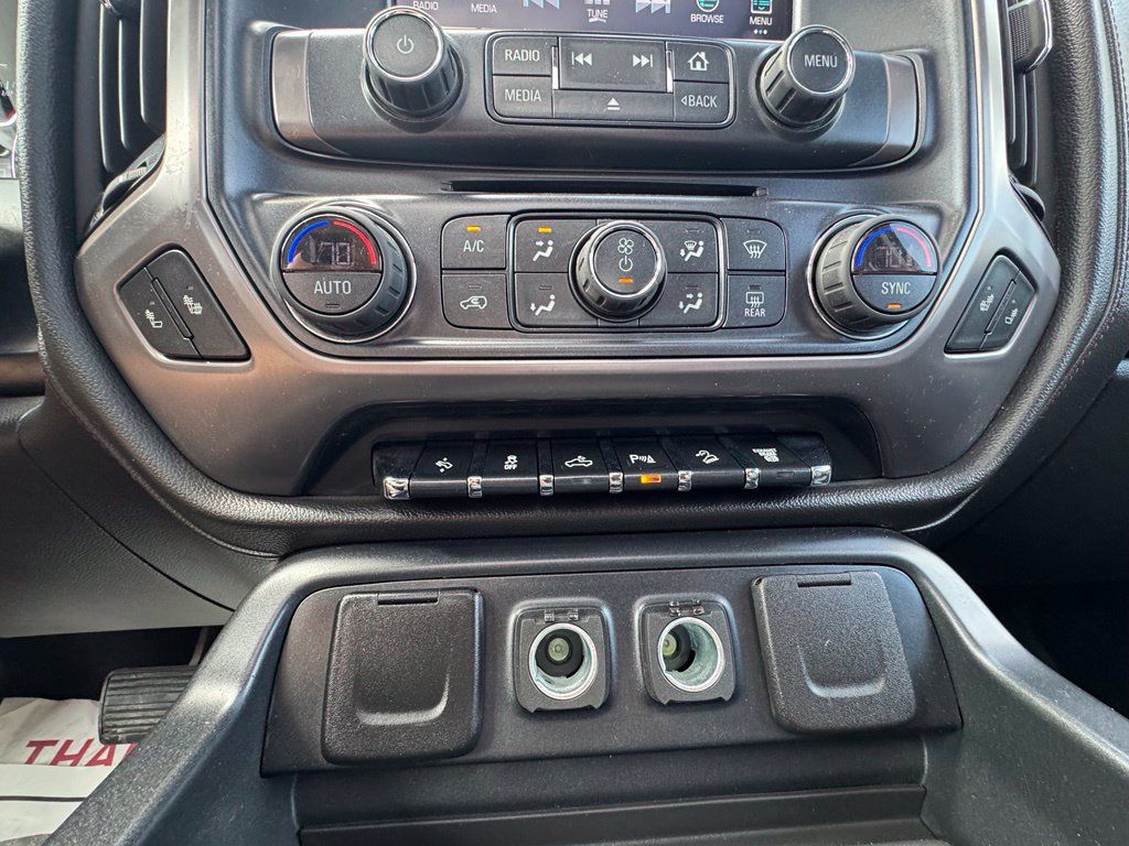 Used 2019 GMC Sierra 2500 SLT w/ All Terrain HD Package AWD/4WD image 29