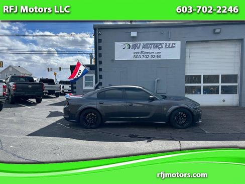 Used 2021 Dodge Charger SRT Hellcat w/ Harman/Kardon Audio Group image 1