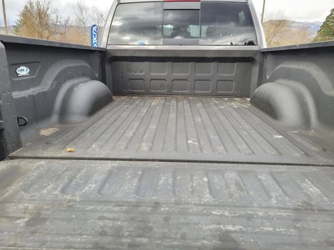 Used 2017 RAM 1500 Laramie w/ Convenience Group image 17