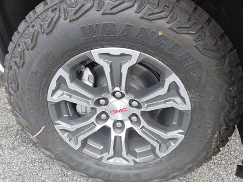 New 2026 GMC Sierra 1500 Pro w/ Pro Value Package image 12