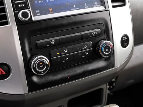 Used 2019 Nissan Frontier S image 20