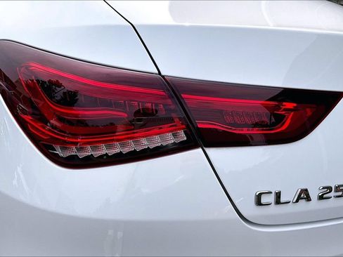 Certified 2023 Mercedes-Benz CLA 250 4MATIC image 32