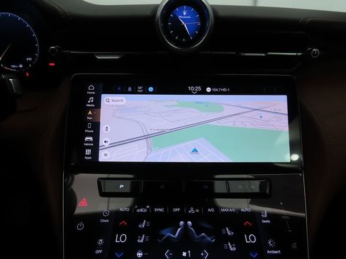 Used 2024 Maserati GranTurismo Modena image 15