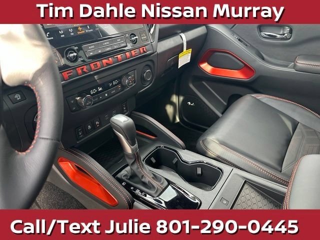 Used 2025 Nissan Frontier PRO-4X w/ Pro Premium Package AWD/4WD image 27