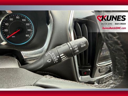 Used 2023 Chevrolet Traverse LT AWD/4WD image 14