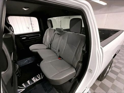 Used 2024 RAM 2500 Big Horn AWD/4WD image 24