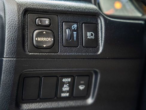 Certified 2022 Toyota 4Runner SR5 AWD/4WD image 42