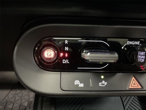 Certified 2025 MINI Cooper Countryman S w/ Comfort Package Max image 26