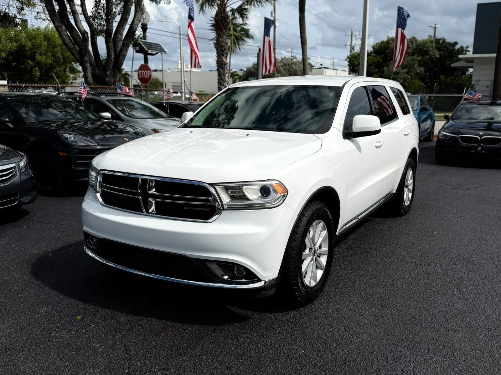 Used 2019 Dodge Durango SXT w/ 3rd Row Seating Group RWD image 11