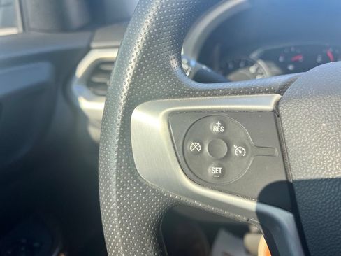 Used 2021 GMC Acadia SLE w/ Driver Convenience Package FWD image 25