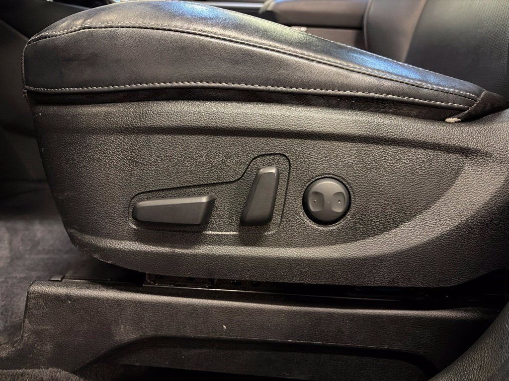 Used 2021 Kia Telluride S AWD/4WD image 25
