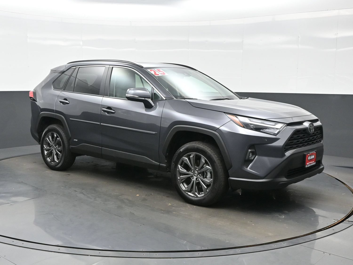 Used 2025 Toyota RAV4 XLE Premium w/ Weather Package AWD/4WD image 8