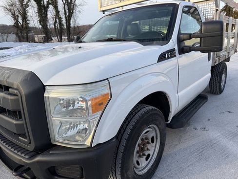 Used 2013 Ford F250 XL RWD image 4