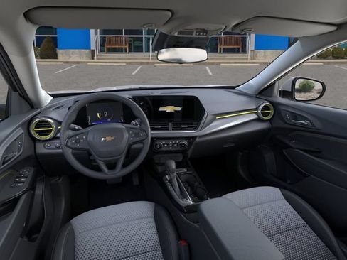 New 2026 Chevrolet Trax LT FWD image 15