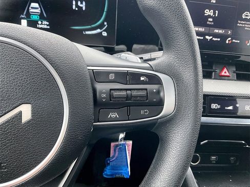 Certified 2023 Kia Sportage LX image 22