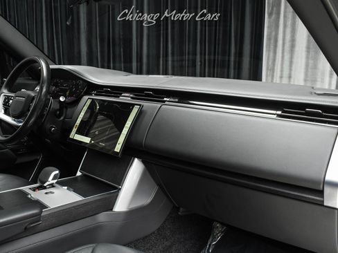Used 2024 Land Rover Range Rover Long Wheelbase Autobiography AWD/4WD image 26