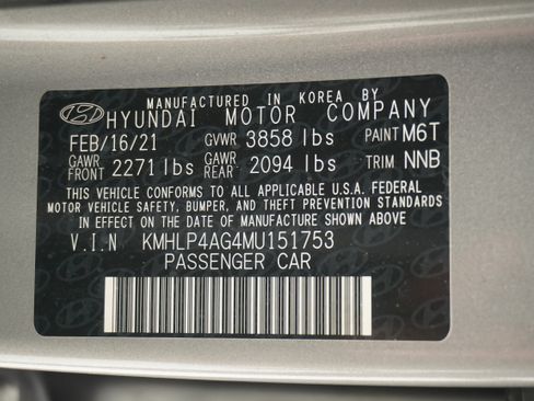 Used 2021 Hyundai Elantra Limited FWD image 31