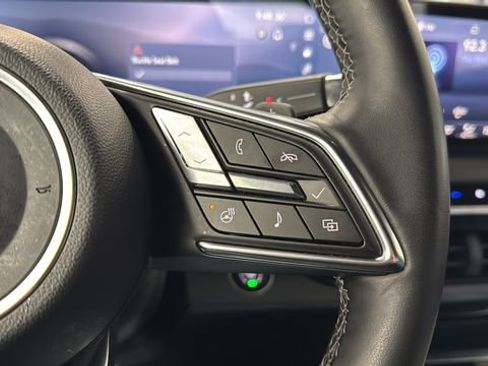 Used 2025 Buick Enclave Preferred image 14