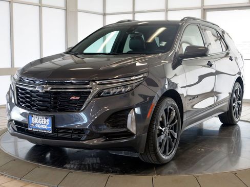 Used 2022 Chevrolet Equinox RS image 4