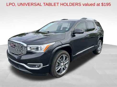 Used 2017 GMC Acadia Denali w/ Technology Package image 8