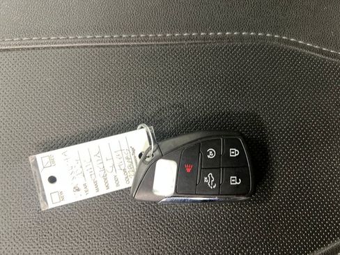 Certified 2024 GMC Sierra 1500 SLT w/ SLT Premium Plus Package image 30