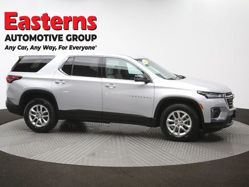 Used 2022 Chevrolet Traverse LS AWD/4WD image 46