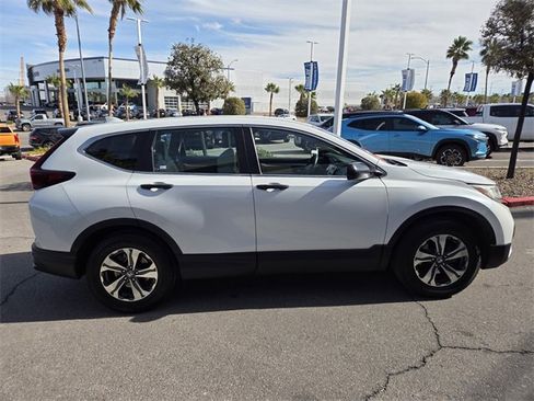 Used 2020 Honda CR-V LX image 7