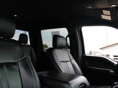 Used 2018 Ford F150 XLT w/ Equipment Group 302A Luxury AWD/4WD image 14