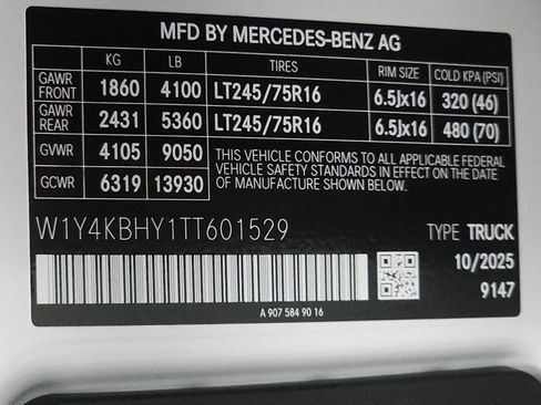 Used 2026 Mercedes-Benz Sprinter 2500 image 30