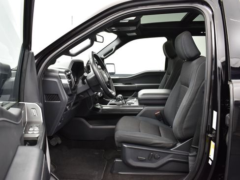 Used 2022 Ford F150 XLT w/ Equipment Group 302A High image 8