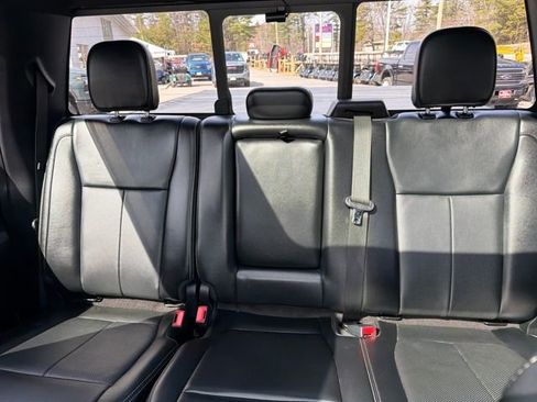 Used 2019 Ford F150 Lariat w/ Equipment Group 502A Luxury image 25