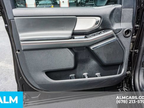 Used 2025 Ford Expedition Active AWD/4WD image 52