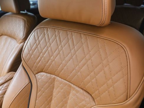 Certified 2022 BMW 750i xDrive w/ Autobahn Package AWD/4WD image 23