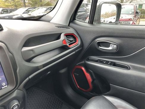 Certified 2021 Jeep Renegade Trailhawk w/ Sun & Sound Group image 37